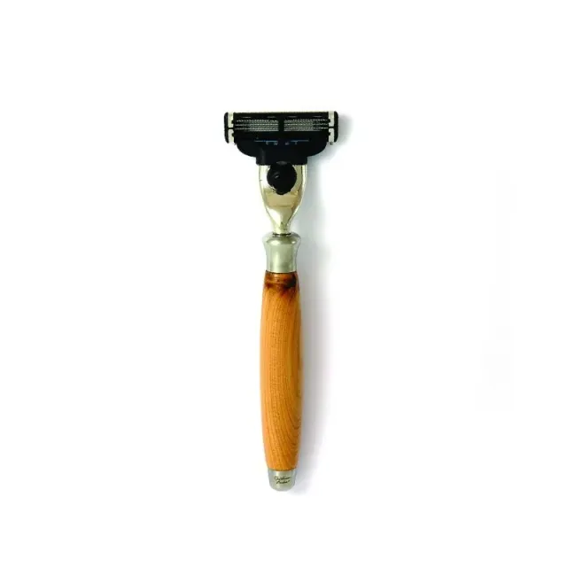 Gentleman Barbier Classique rasoir Mach3 bois de cade 3 lames